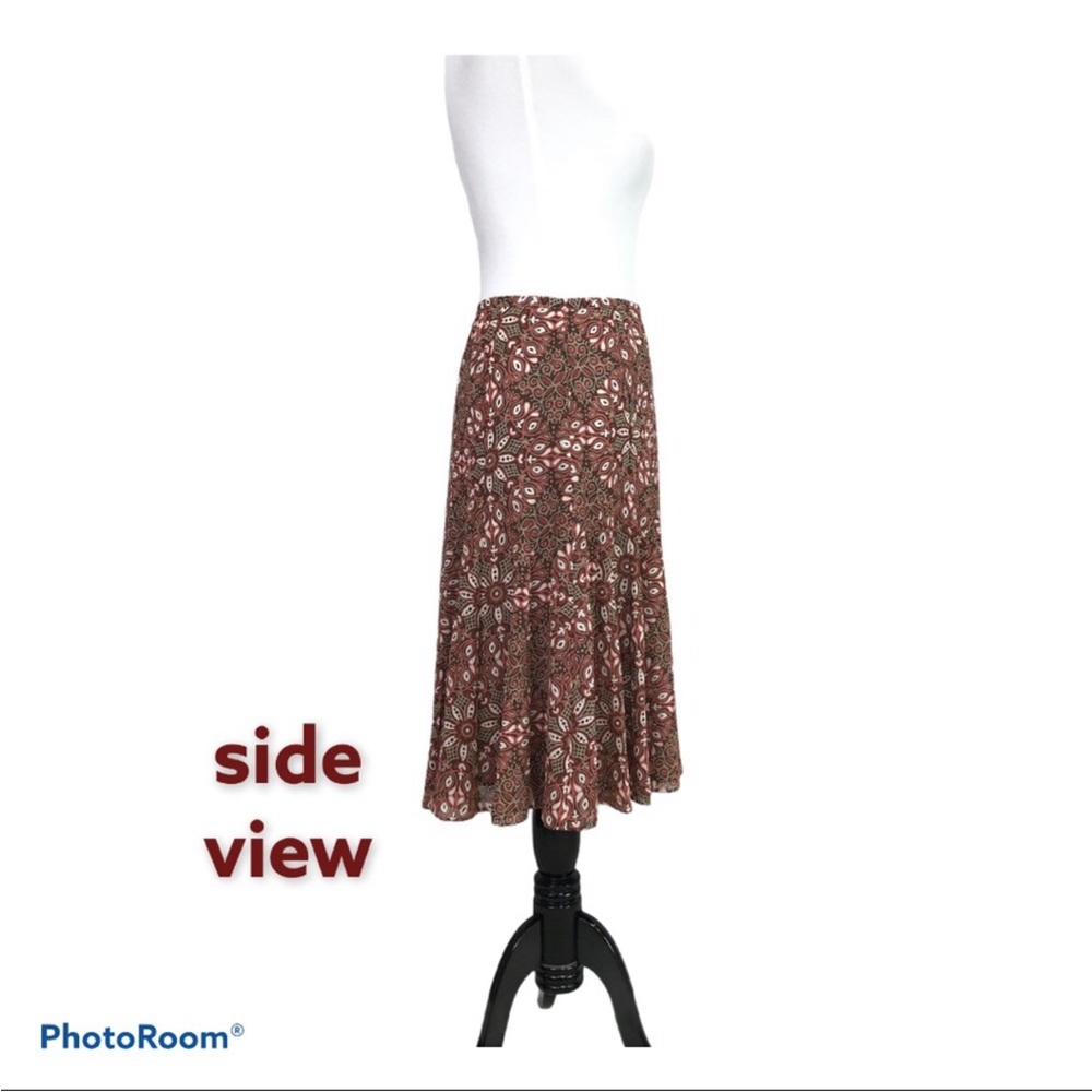 Ann Taylor Loft Petites lined side zip full paneled paisley skirt - Picture 2 of 10